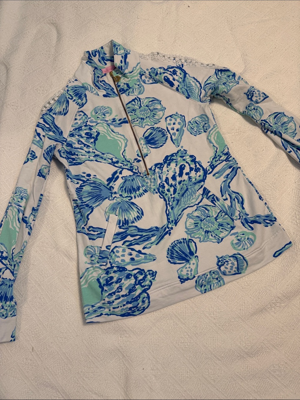 Lilly Pulitzer Skipper Popover Barefoot Princess Blue & Aqua Seashell Print